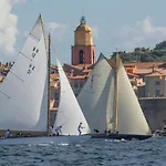 Joli Equipe, Et Centre 200m * Cavalaire-sur-Mer