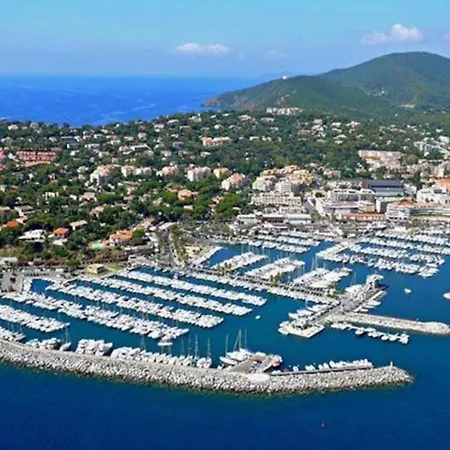 Joli Equipe, Et Centre 200m Lägenhet Cavalaire-sur-Mer